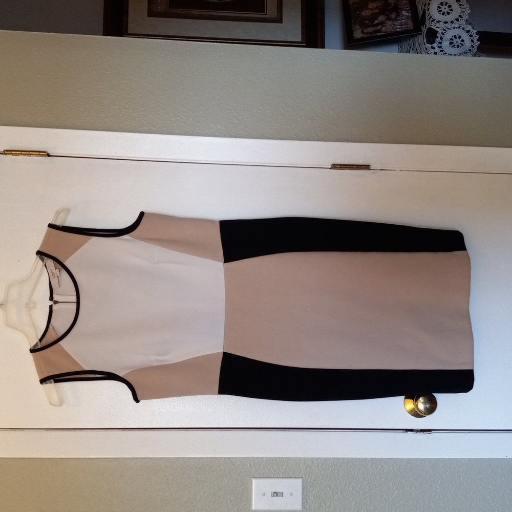 Colorblock Sheath Dress in Beige, Black & Cream - Brand: Unknown